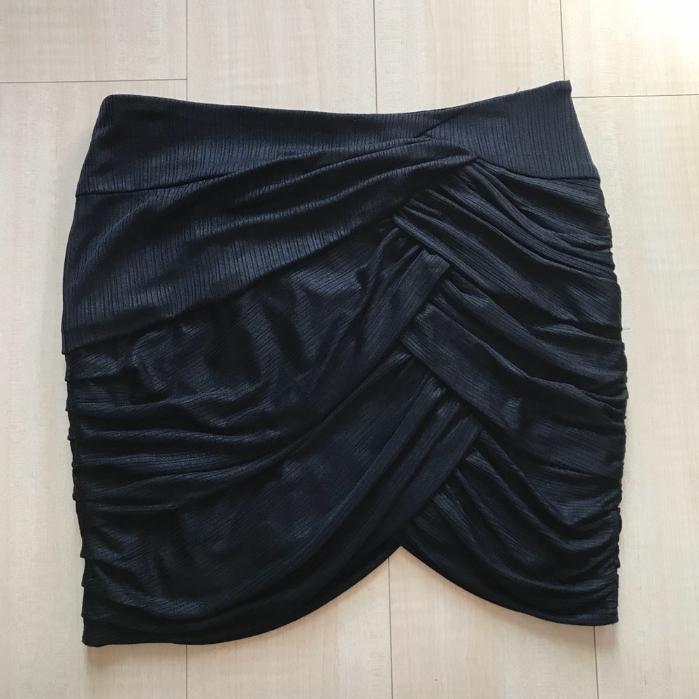Black skirt